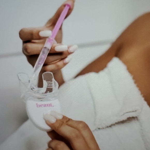 Beaut teeth whitening kit - Picture 7 of 7